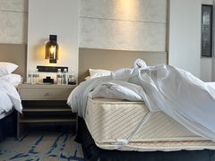-上海漕河泾万丽酒店