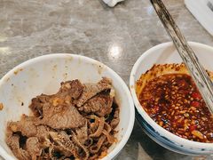 -罗二娘·鲜切牛自助火锅(罗湖东门步行街店)