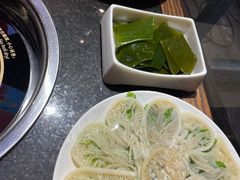 -三个四川人火锅(华联商厦店)