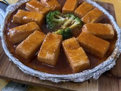 -东方之猪四更烤乳猪(金垦总店)
