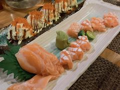 三文鱼腩-半藏居酒屋(香港花园店)