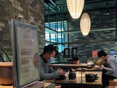 大堂-湊湊火锅·茶憩(杭州湖滨银泰in77店)