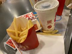 巨无霸套餐-麦当劳(中山公园龙之梦店)
