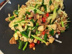 -鸽舞笙平金牌烧鸽子·融合菜(鲁谷店)
