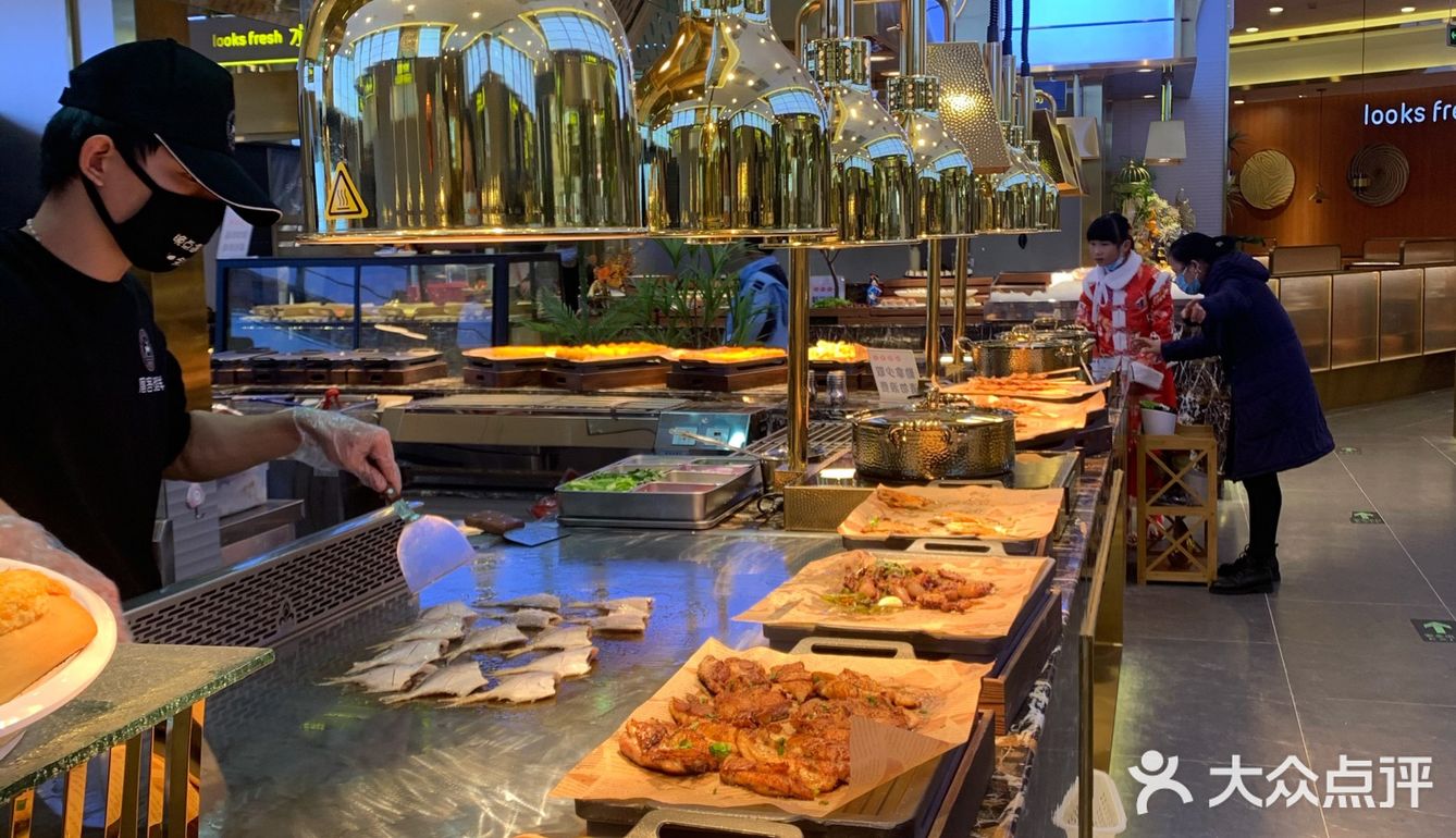 江南蓝鲸世界性价比高的海鲜自助餐厅
