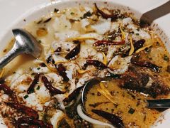 -渔语鱼新川菜Bistro(万象天地店)