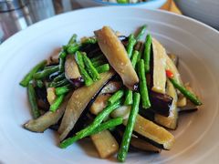 -湖泉水云间餐厅·弥勒地道菜(B座店)