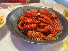 -肥肥虾庄·金牌油焖大虾(首义路店)