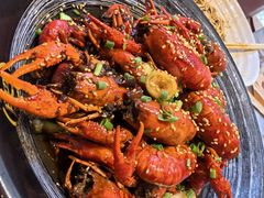 -肥肥虾庄·金牌油焖大虾(首义路店)