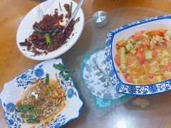-记忆湘菜馆(芙蓉镇店)