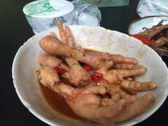 -二孃鸡爪爪(东郊记忆店)