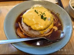 咖喱牛肉汉堡饭-红小满休闲餐厅(十全街店)