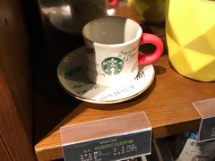 -星巴克(西藏路店)
