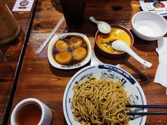 糖油粑粑-黑白电视长沙小吃(美林M·LIVE天地东座店)