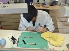 -亨吉利世界名表中心(汇金百货店)