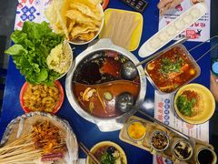 -马路边边串串香(苗栗路店)