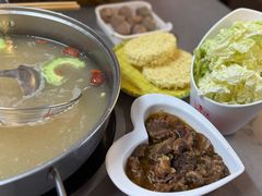 -官塘陈记鱼生·潮汕砂锅粥·牛肉火锅(潮枫路总店)