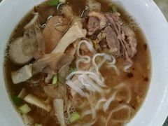 牛腩面-丽丰茶冰室