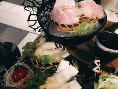 巴沙鱼-湊湊火锅·茶憩(杭州湖滨银泰in77店)