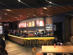 -星巴克臻选(周浦万达店)