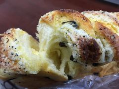 -好利来(曲江龙湖店)