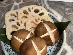 -禄婶鸡煲·打边炉