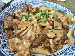 -壹阁胡羊焖饼(特色小吃街店)