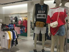 -hotwind热风(中贸广场店)