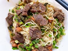 -阿阳牛腩腌面店