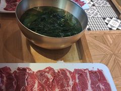 -领鲜潮牛鲜牛羊肉火锅(宏昌店)
