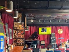 -东岸Cafe 爵士俱乐部