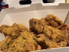 -BHC炸鸡(明洞总店)