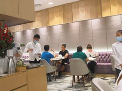 -香港百合居(LCM置汇旭辉广场店)