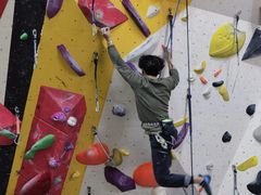 -问山MountQuest攀岩馆