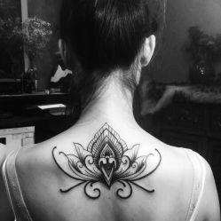 动物 化蝶-游刃刺青TATTOO纹身工作室