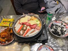 -七星布车休闲料理店