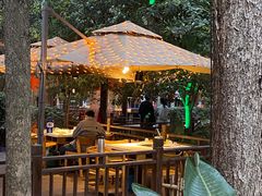 -二荆条·蜀鲜汇城市森林火锅