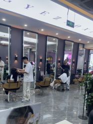 -藤野造型烫染·漂发