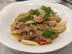 -汗腾格里·风味餐厅(新疆驻京办店)