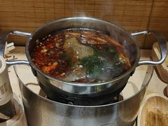 -独食火锅·半米屋台(直营总店)
