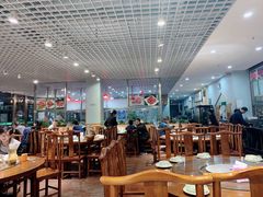 大堂-大草原清真饭庄(沙河店)