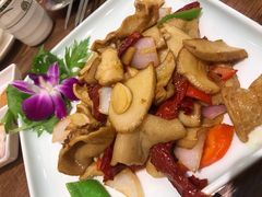 -清真·玛丽亚新疆菜主题餐厅(浙江中路店)