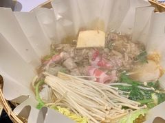 -枝魯枝魯自助料理