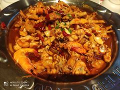 -胖哥俩肉蟹煲(长沙高铁吾悦广场店)