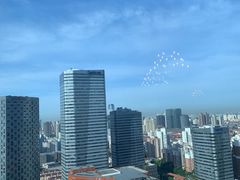 -上海龙之梦万丽酒店