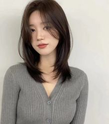 -妃格美发沙龙·烫发·染发