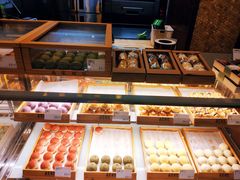 面包甜点陈列柜-南宋胡记(杭州体育场路店)