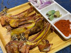 -乡村馕坑肉·烧烤·新疆菜·本地人更爱吃(阿勒泰首店)