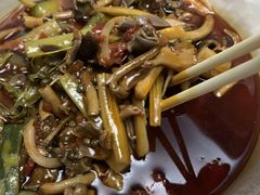 -八一路好吃街(雨田商务大厦店)