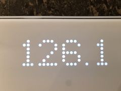 -西安大雁塔科技大学地铁站亚朵酒店